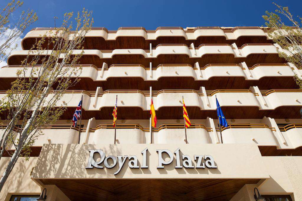 Royal Plaza